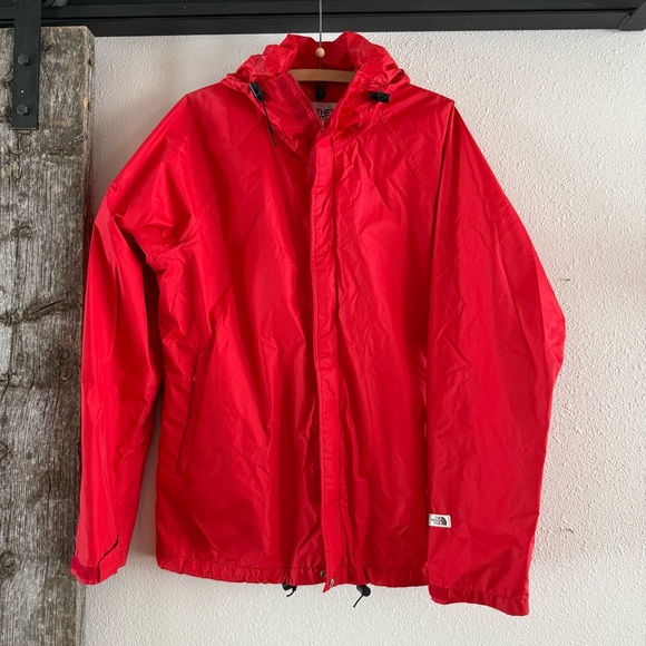 Vintage North Face  Red Hooded Rain Jacket Large - Picture 15 of 17